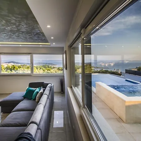 Vila Ctma225/ Holiday House With Heated Private Pool *