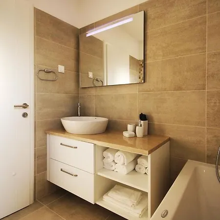 Ctma225/ Holiday House With Heated Private Pool Vila